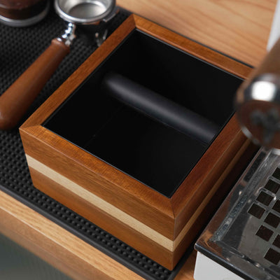 Sopresta Premium Knock box i Valnød og Birk